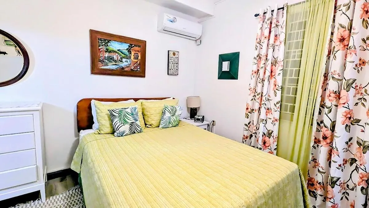 Apartamento Vista Azul- Cozy Ground Floor Retreat Port Antonio